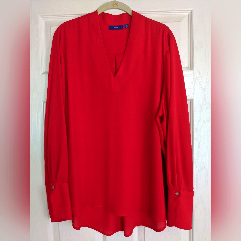 Apt. 9 Blouse, Euc